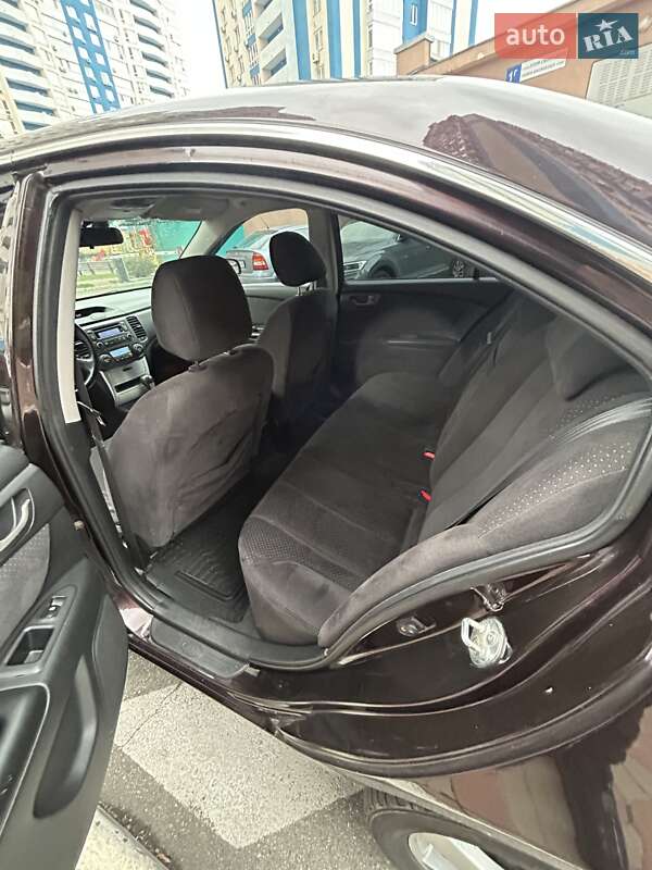 Седан Kia Magentis 2008 в Києві