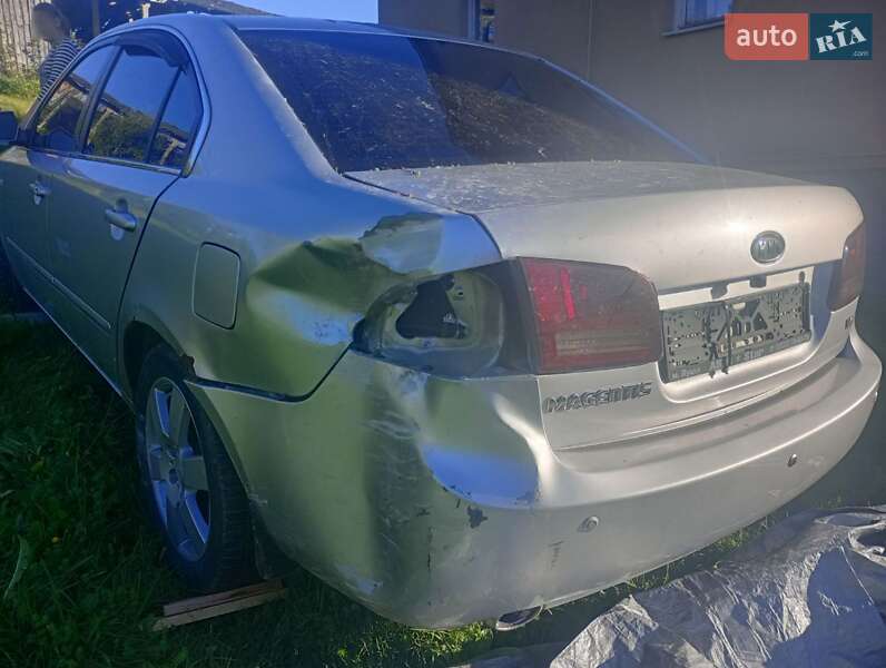 Седан Kia Magentis 2007 в Воловце