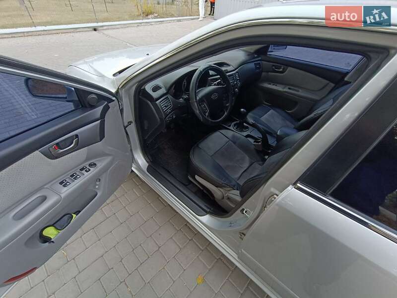 Седан Kia Magentis 2008 в Александрие фото 15 Седан Kia Magentis 2008 в Александрие