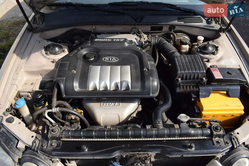 Седан Kia Magentis 2004 в Олександрії