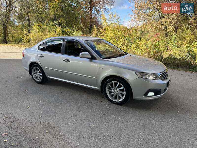Седан Kia Magentis 2009 в Днепре