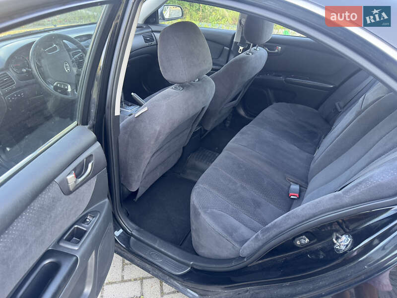 Седан Kia Magentis 2006 в Львове