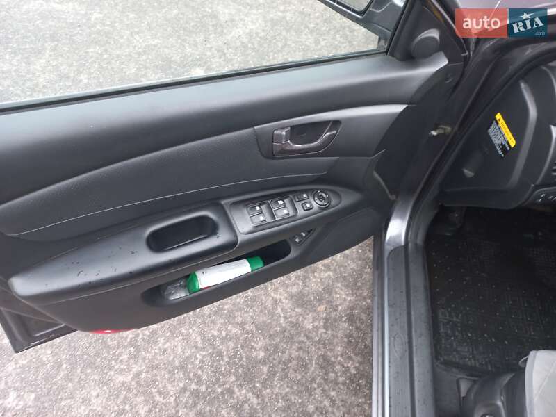 Седан Kia Magentis 2006 в Черкассах