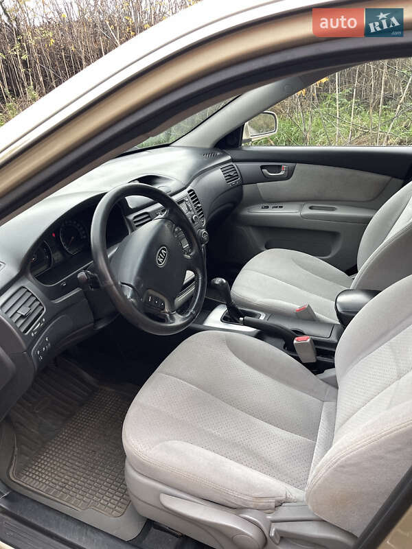 Седан Kia Magentis 2008 в Тальном