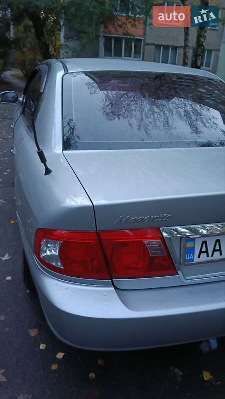 Седан Kia Magentis 2006 в Киеве