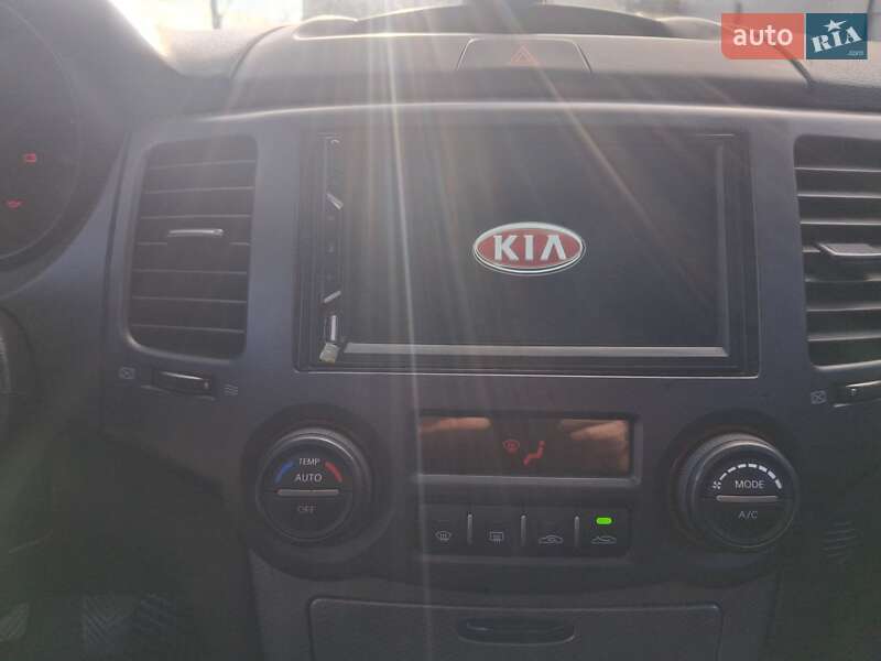 Седан Kia Magentis 2008 в Кременчуге