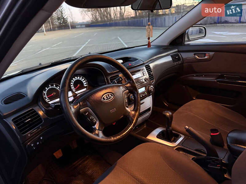 Седан Kia Magentis 2007 в Тернополе