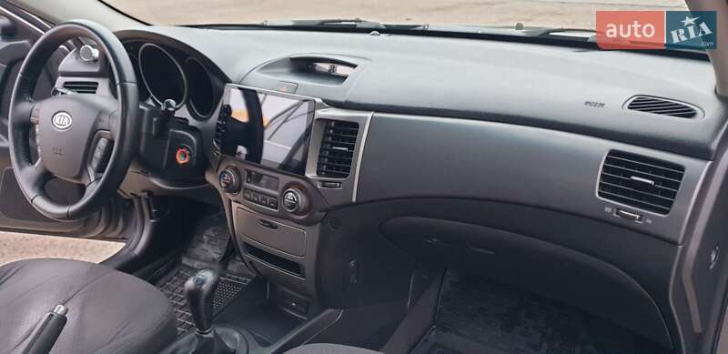 Седан Kia Magentis 2008 в Києві