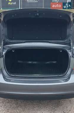 Седан Kia Magentis 2008 в Киеве