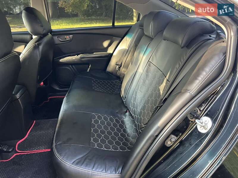 Седан Kia Magentis 2008 в Чернігові