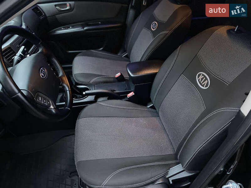 Седан Kia Magentis 2008 в Харькове