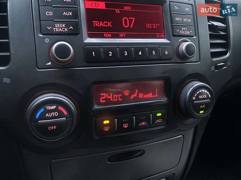 Седан Kia Magentis 2008 в Виннице