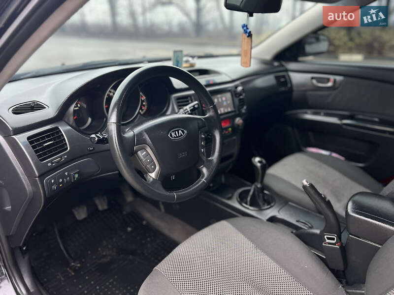 Седан Kia Magentis 2009 в Хмельницькому