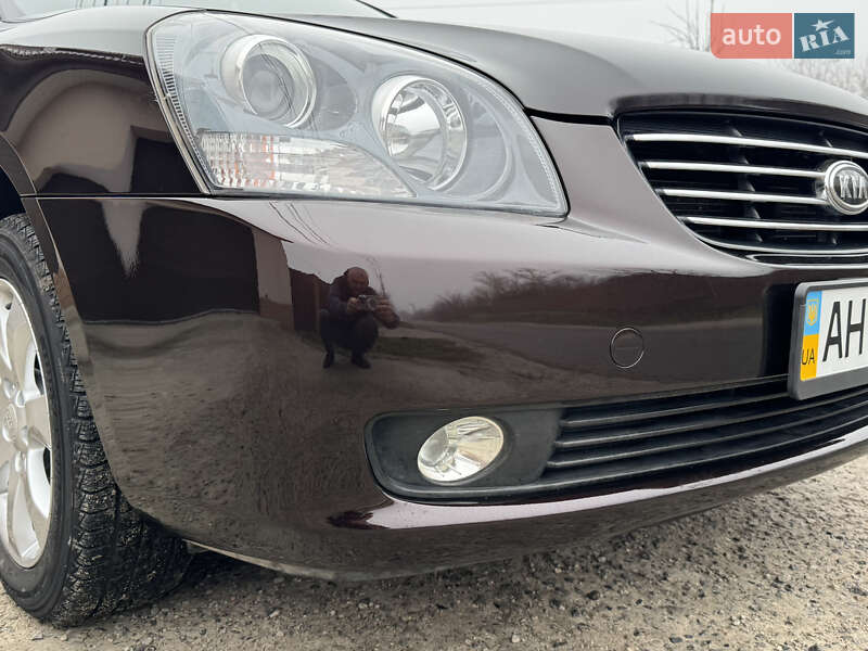 Седан Kia Magentis 2008 в Кам'янському