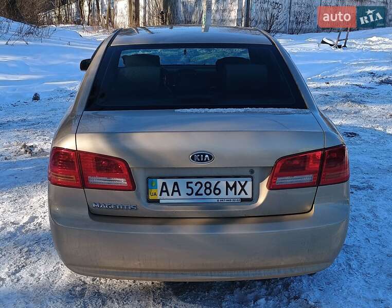 Седан Kia Magentis 2008 в Киеве