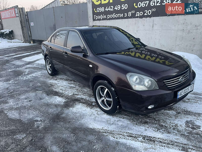 Седан Kia Magentis 2006 в Днепре