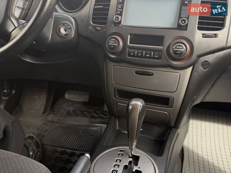 Седан Kia Magentis 2008 в Броварах фото 9 Седан Kia Magentis 2008 в Броварах