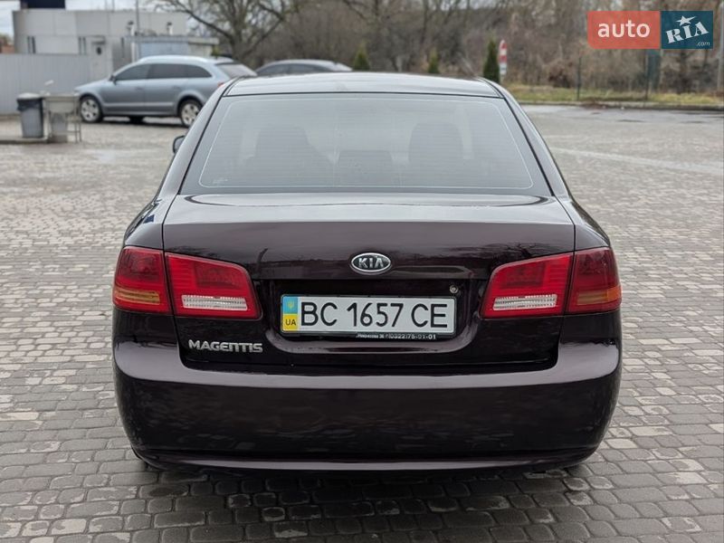 Седан Kia Magentis 2007 в Староконстантинове