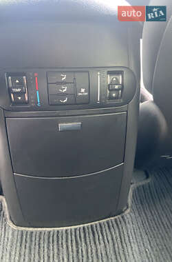 Внедорожник / Кроссовер Kia Mohave 2012 в 
