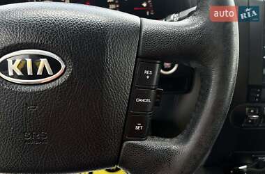 Внедорожник / Кроссовер Kia Mohave 2012 в 