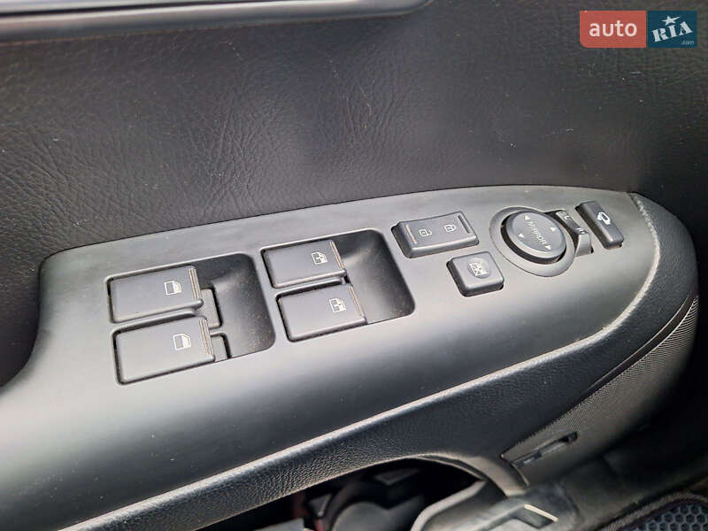 Внедорожник / Кроссовер Kia Mohave 2016 в Виннице фото 30 Внедорожник / Кроссовер Kia Mohave 2016 в Виннице