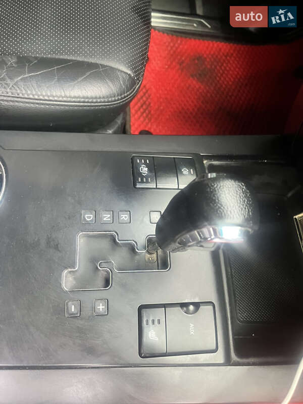 Внедорожник / Кроссовер Kia Mohave 2010 в Александрие фото 20 Внедорожник / Кроссовер Kia Mohave 2010 в Александрие