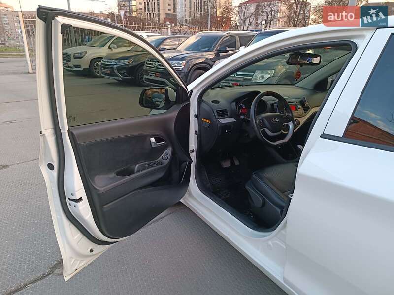 Хэтчбек Kia Morning 2013 в Харькове