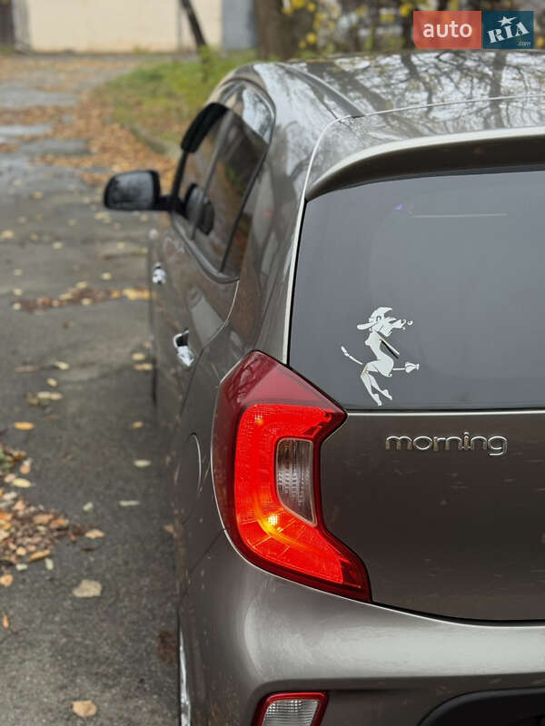 Хэтчбек Kia Morning 2018 в Чернигове