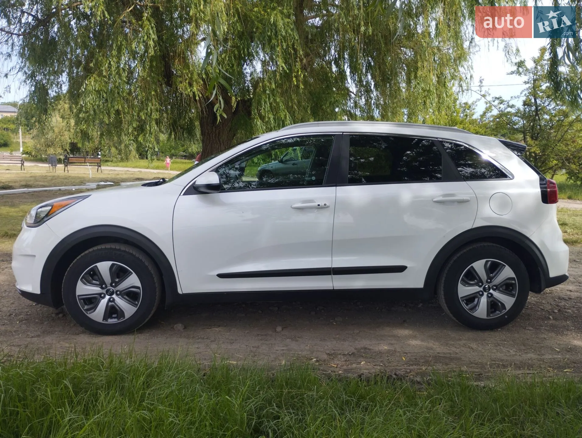2017 Kia Niro - мініатюра 11