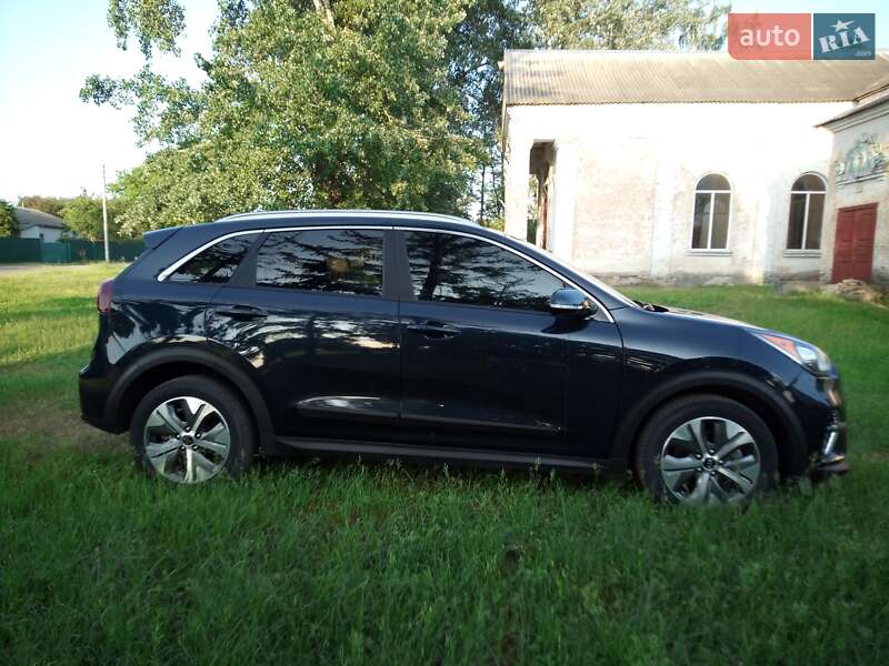 Внедорожник / Кроссовер Kia Niro 2019 в Броварах