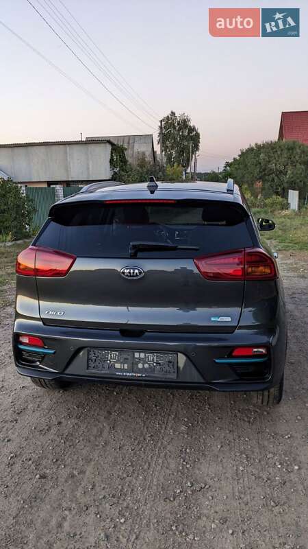 Внедорожник / Кроссовер Kia Niro 2020 в Киеве