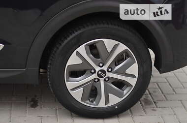 Позашляховик / Кросовер Kia Niro 2019 в 