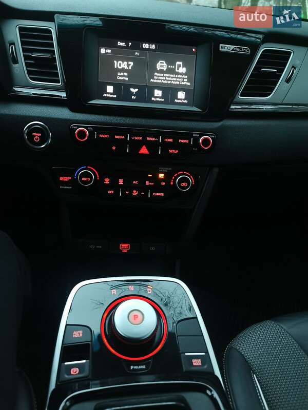 Позашляховик / Кросовер Kia Niro 2019 в Львові