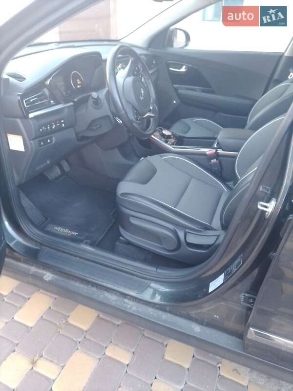 Внедорожник / Кроссовер Kia Niro 2020 в Киеве