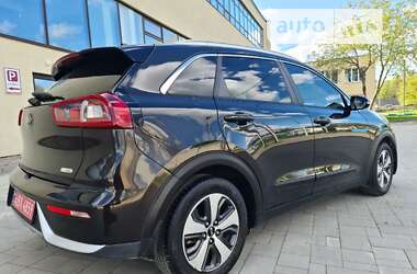 Внедорожник / Кроссовер Kia Niro 2017 в Стрые