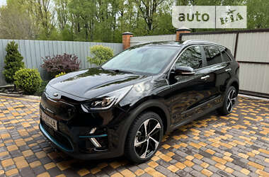 Внедорожник / Кроссовер Kia Niro 2019 в Казатине