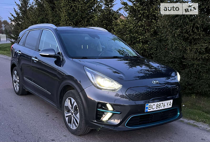 Внедорожник / Кроссовер Kia Niro 2018 в Львове