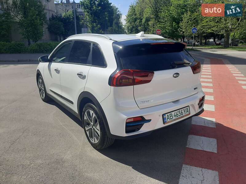 Позашляховик / Кросовер Kia Niro 2020 в Вінниці фото 4 Позашляховик / Кросовер Kia Niro 2020 в Вінниці