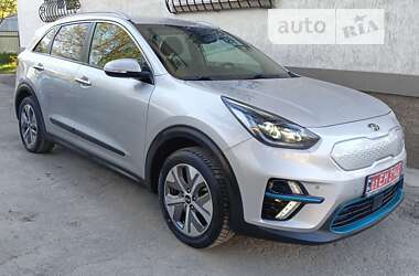 Внедорожник / Кроссовер Kia Niro 2019 в Казатине