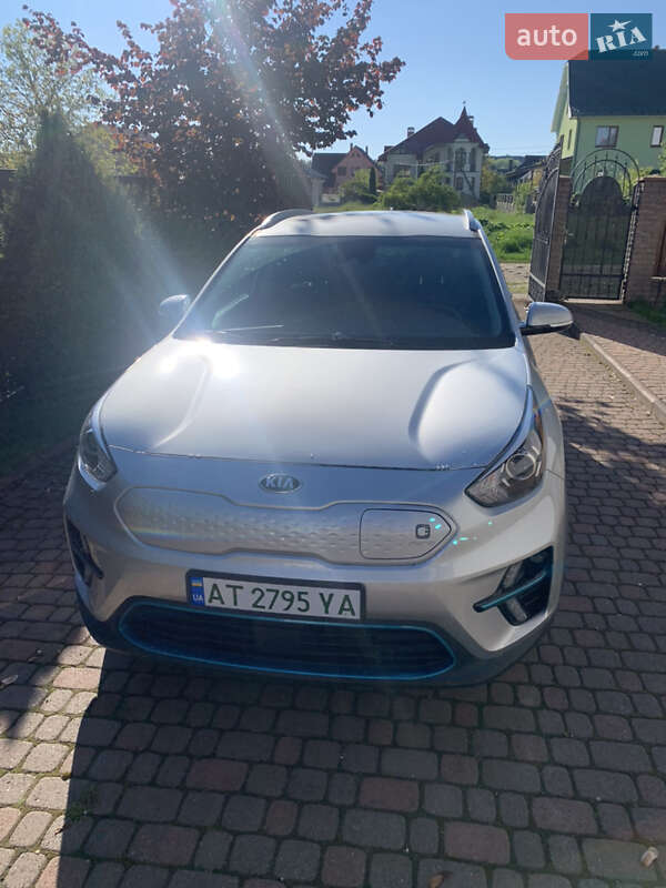 Внедорожник / Кроссовер Kia Niro 2020 в Ивано-Франковске