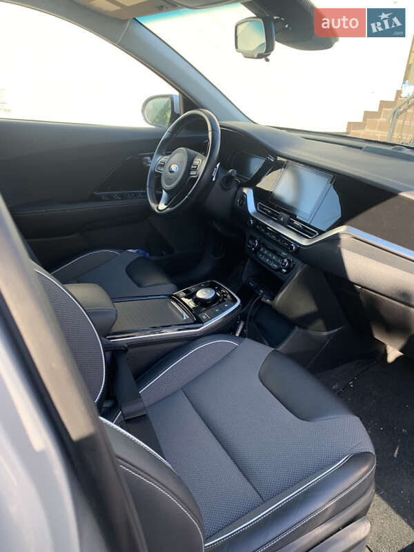 Внедорожник / Кроссовер Kia Niro 2020 в Ивано-Франковске