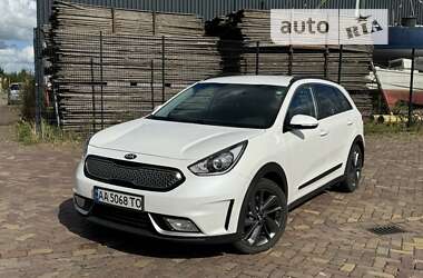 Позашляховик / Кросовер Kia Niro 2017 в Києві