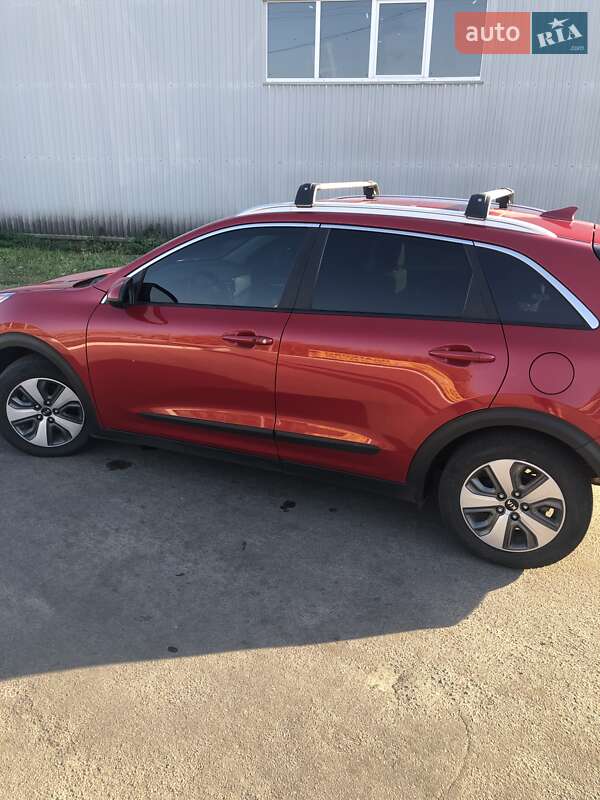 Позашляховик / Кросовер Kia Niro 2018 в Житомирі