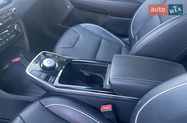Внедорожник / Кроссовер Kia Niro 2019 в 