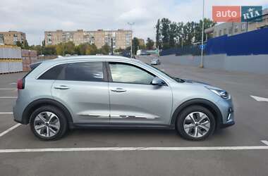 Позашляховик / Кросовер Kia Niro 2019 в Полтаві