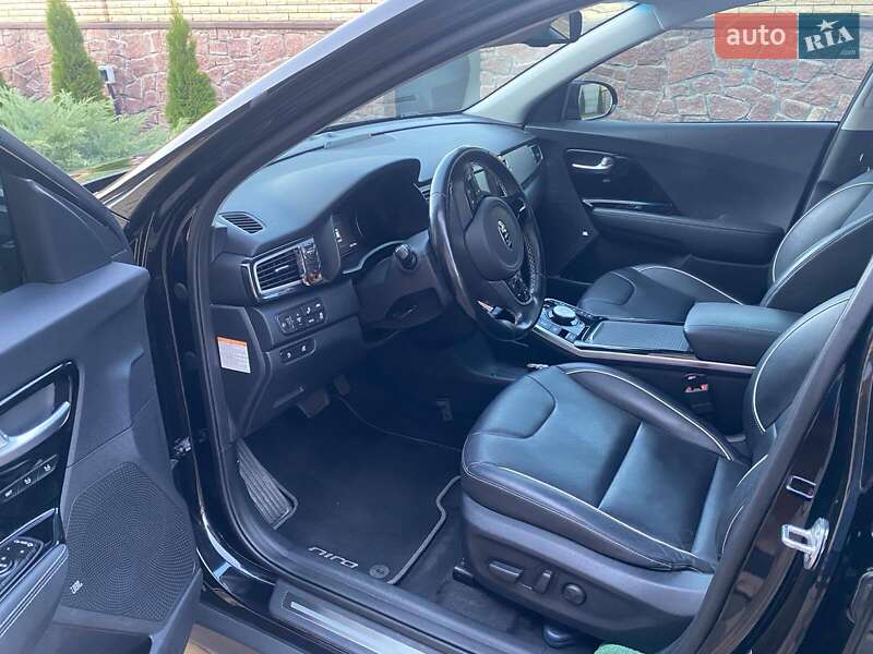 Внедорожник / Кроссовер Kia Niro 2019 в Житомире