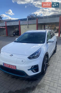 Внедорожник / Кроссовер Kia Niro 2019 в Дубно