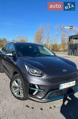 Внедорожник / Кроссовер Kia Niro 2019 в Надворной