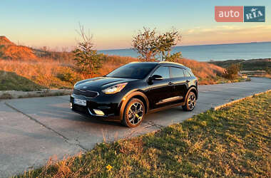 Внедорожник / Кроссовер Kia Niro 2017 в Одессе