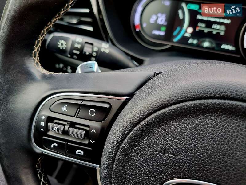 Позашляховик / Кросовер Kia Niro 2020 в Дрогобичі